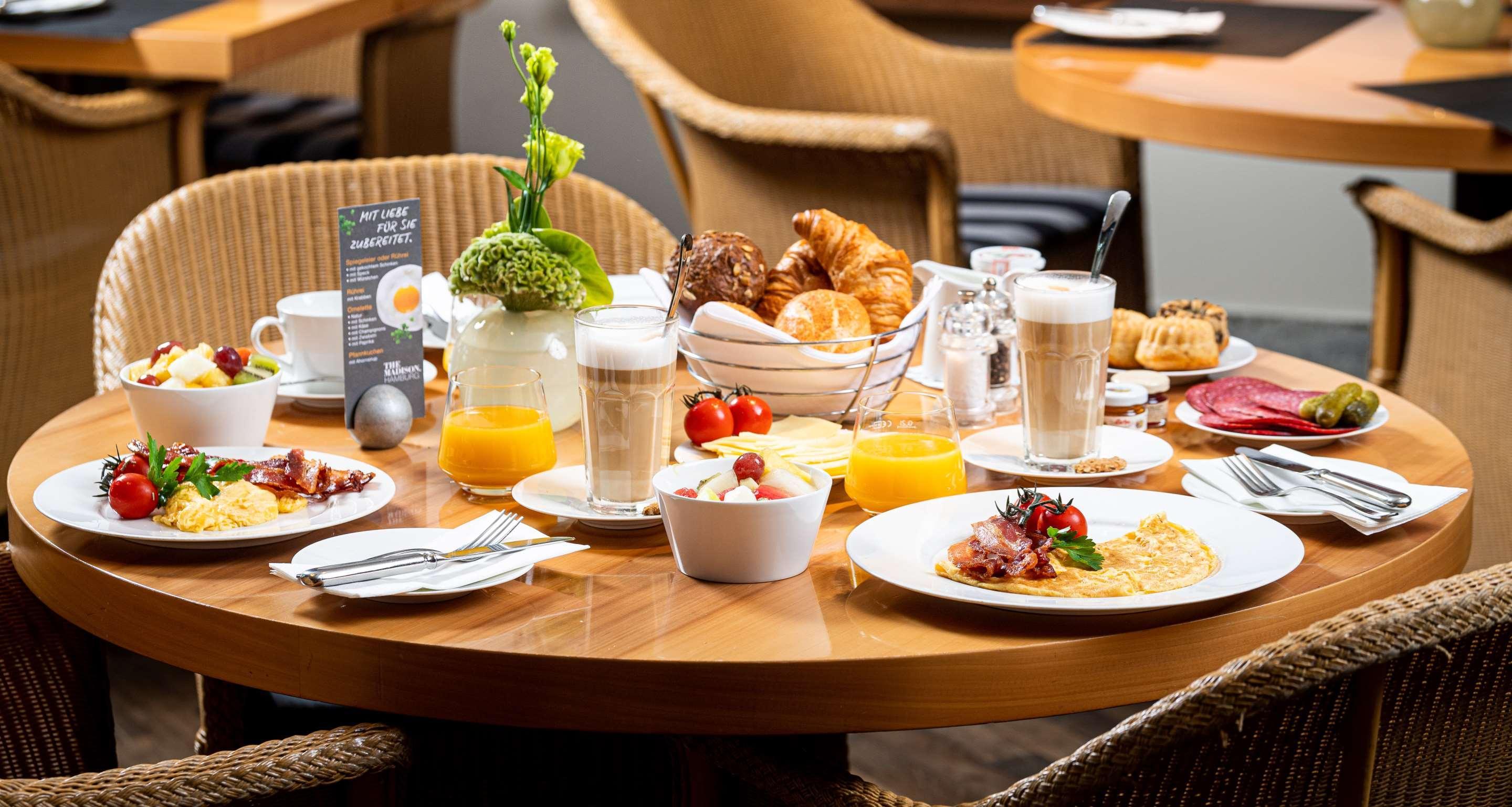 THE MADISON Hotel Hamburg Bagian luar foto