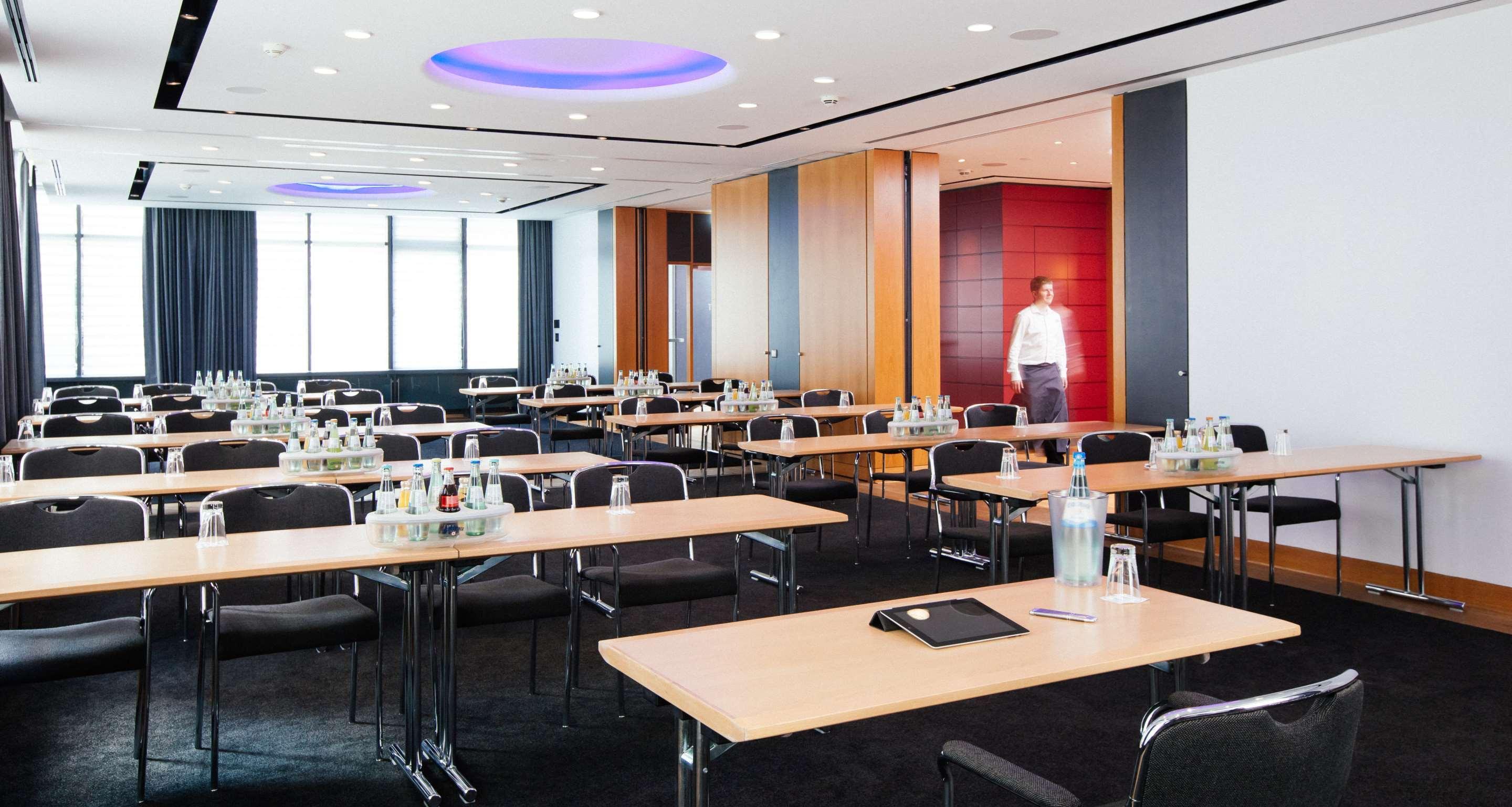 THE MADISON Hotel Hamburg Bagian luar foto