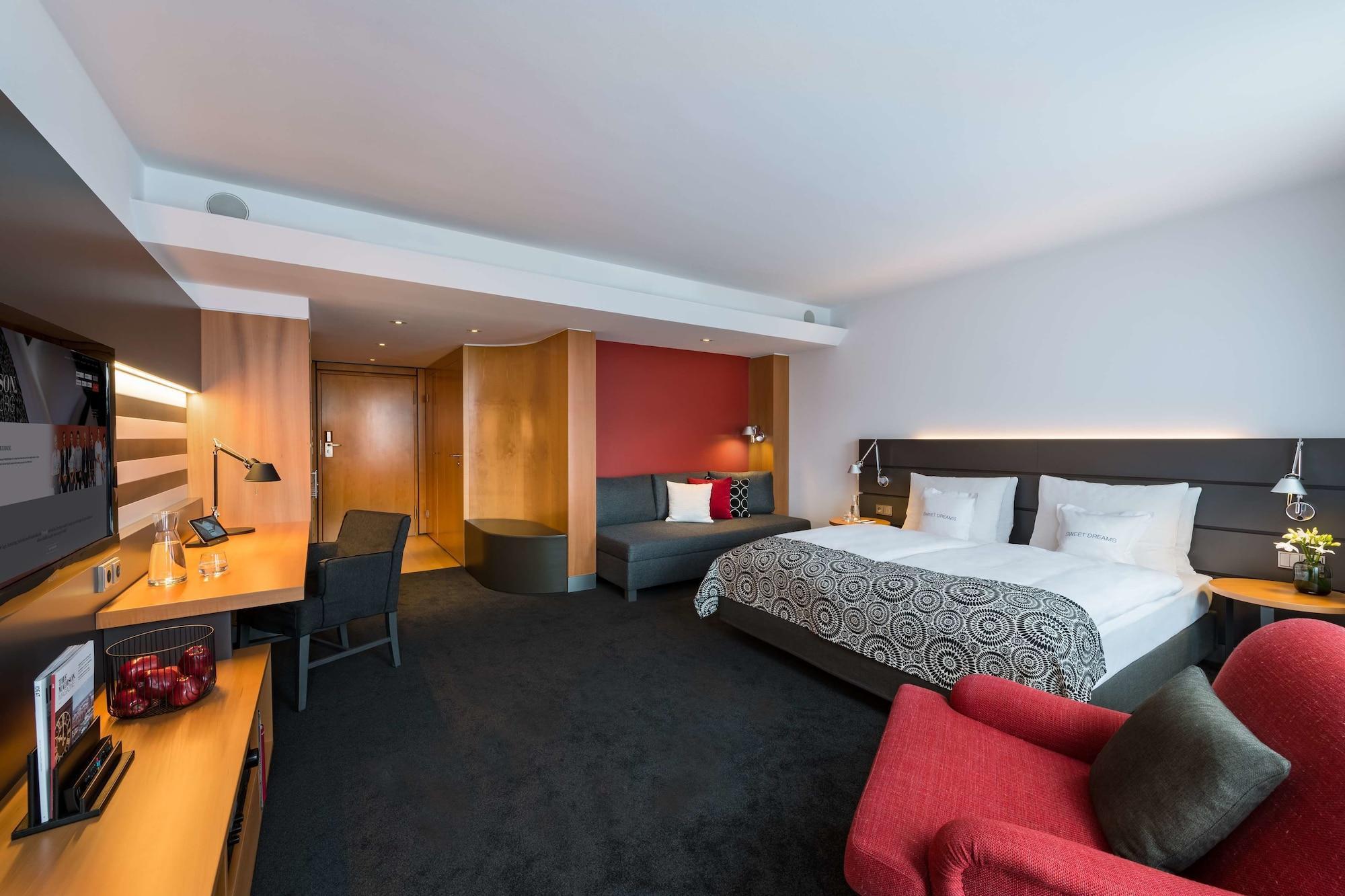 THE MADISON Hotel Hamburg Bagian luar foto