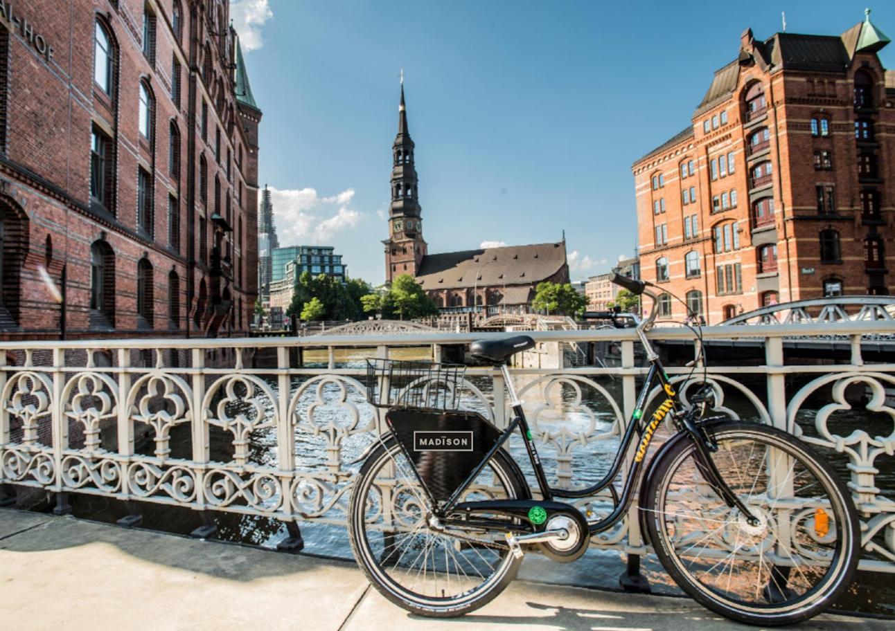 THE MADISON Hotel Hamburg Bagian luar foto