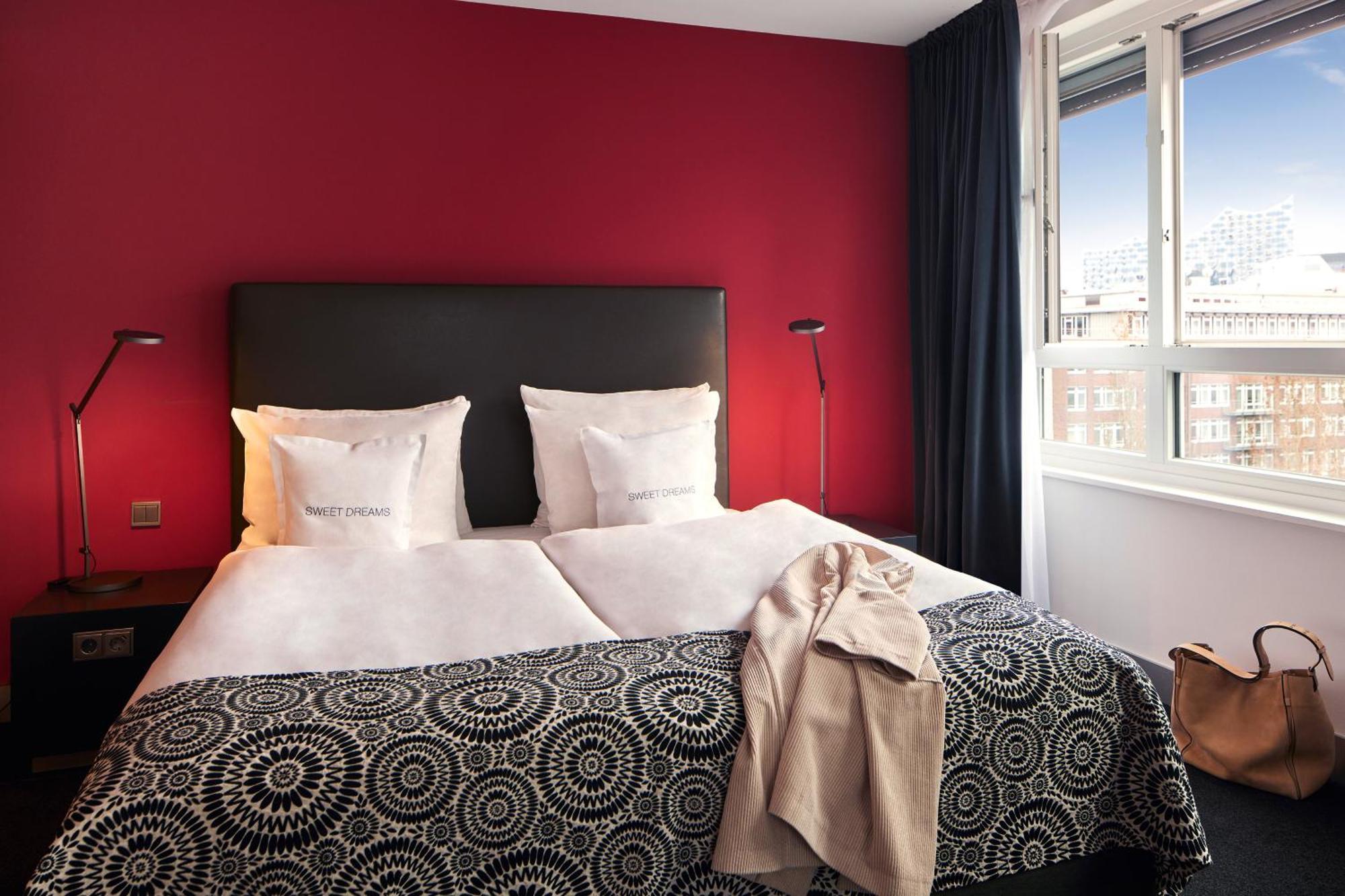 THE MADISON Hotel Hamburg Bagian luar foto