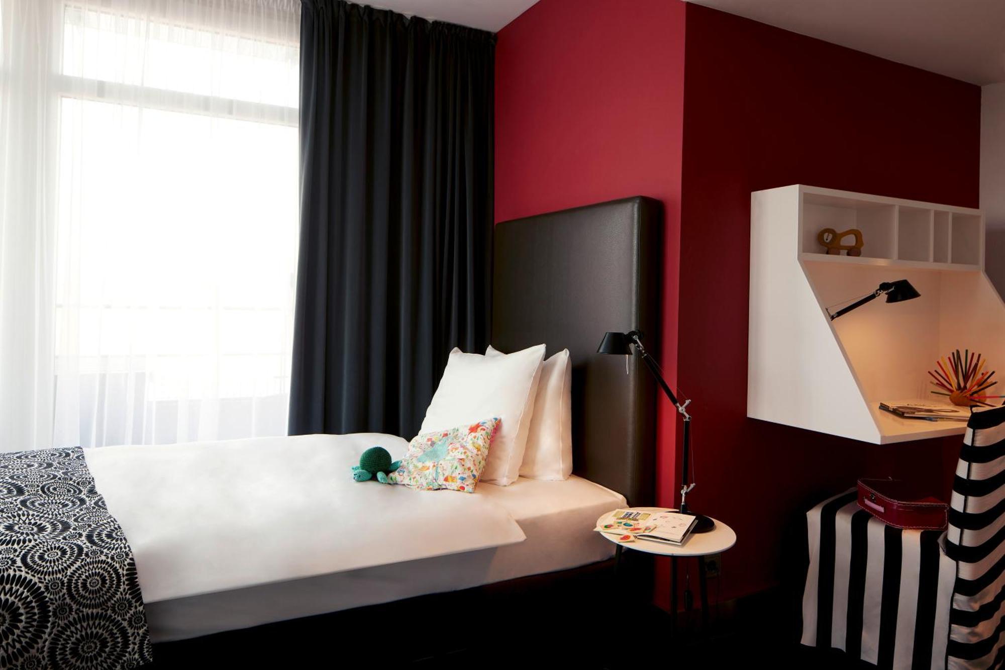 THE MADISON Hotel Hamburg Bagian luar foto