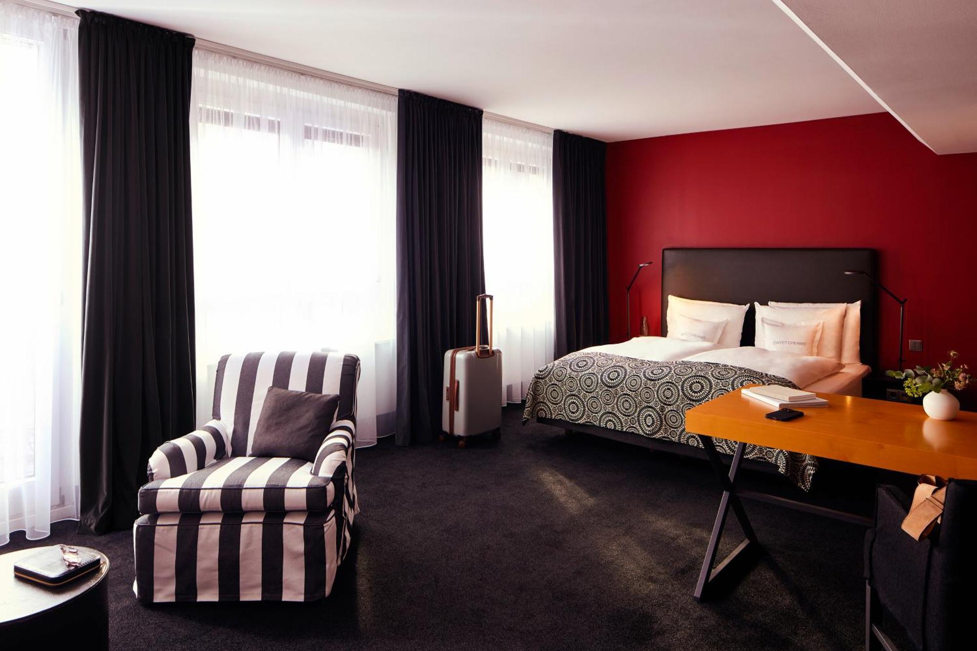 THE MADISON Hotel Hamburg Bagian luar foto
